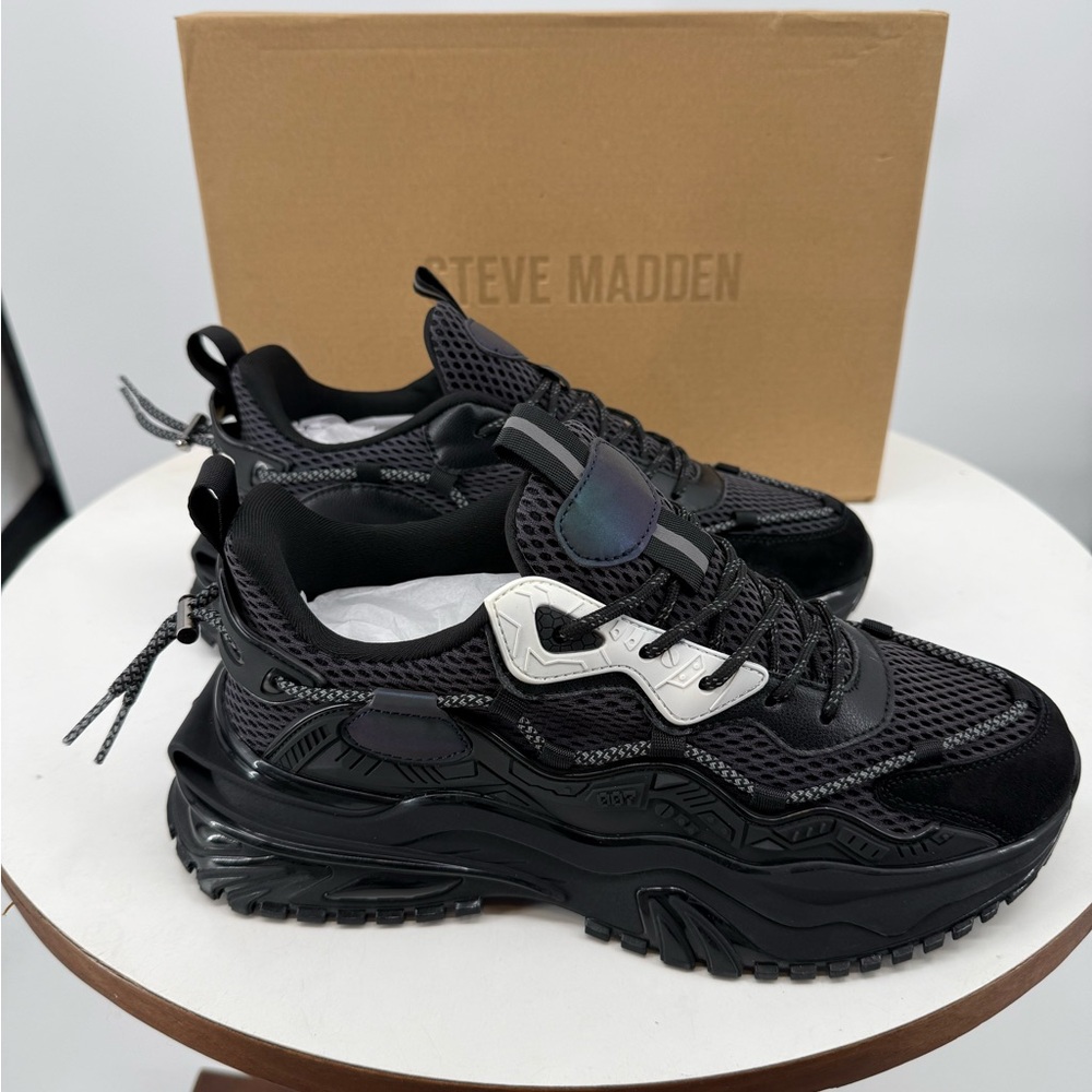 Steve Madden Baries Sneakers Black White Chunky Dad Shoes Tech Runner Streetwear - Picture 9 of 13